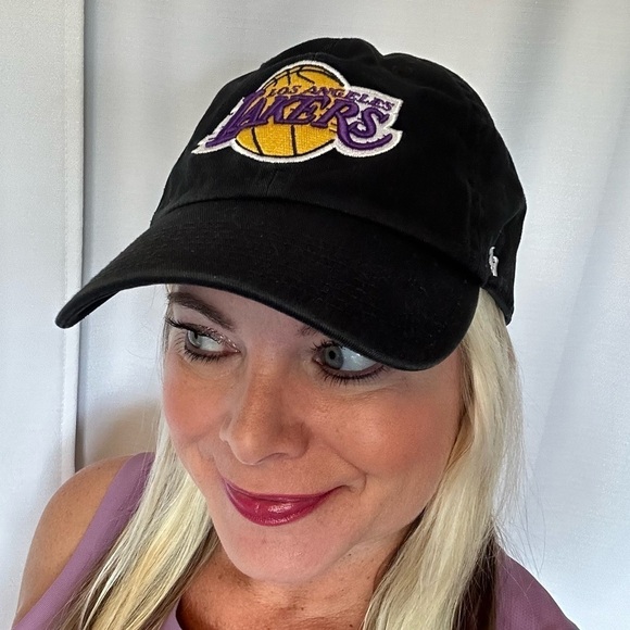 Los Angeles Lakers '47 Brand Classics Clean Up Adjustable Hat Cap Unisex Black - Picture 1 of 12